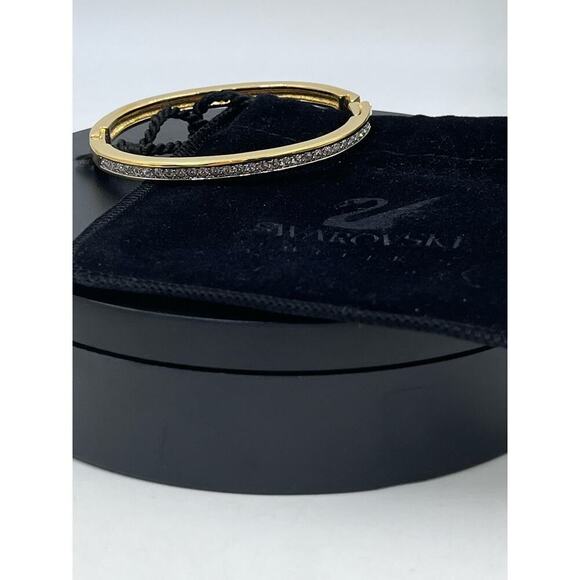 SWAROVSKI Vintage Swan Signed
Blinding Ice Crystal Hinged Bangle Gold Tone - Picture 13 of 15